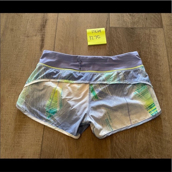 Lululemon Speed Short in Wind Chill White Lullaby - Picture 4 of 7